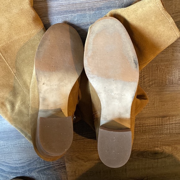 Very well cared for suede boots - Picture 5 of 9